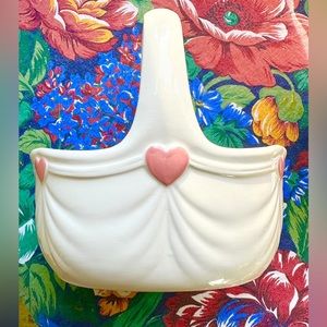 Vintage FTDA 1985” planter vase basket. Made in Japan